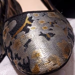 Go Glam! SILVER, GRAY, YELLOW! Floral shoe